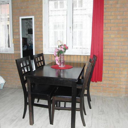 Appartement Une petite halte à Calais Extérieur photo