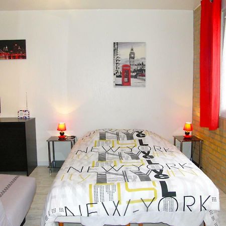 Appartement Une petite halte à Calais Extérieur photo