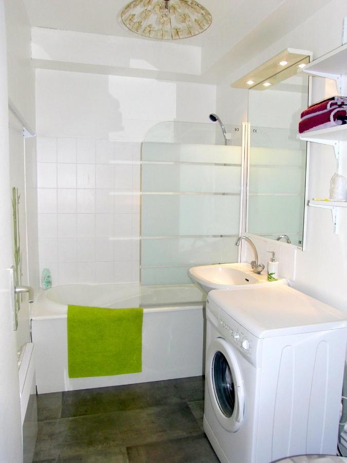 Appartement Une petite halte à Calais Extérieur photo