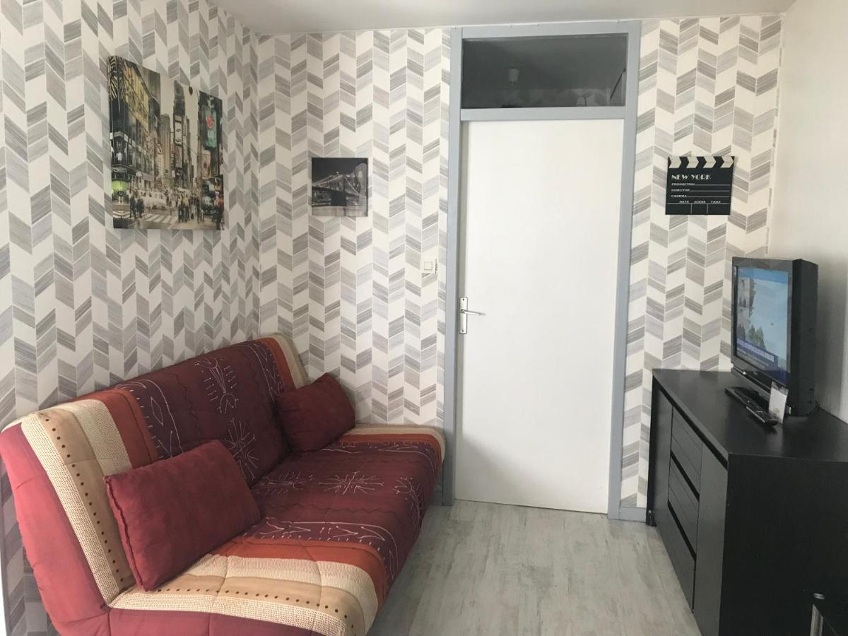 Appartement Une petite halte à Calais Extérieur photo