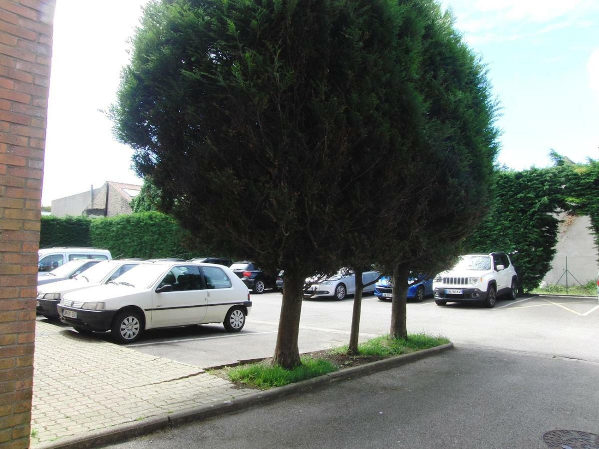 Appartement Une petite halte à Calais Extérieur photo